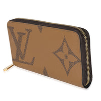 Louis Vuitton Giant Monogram Reverse Canvas Zippy Wallet