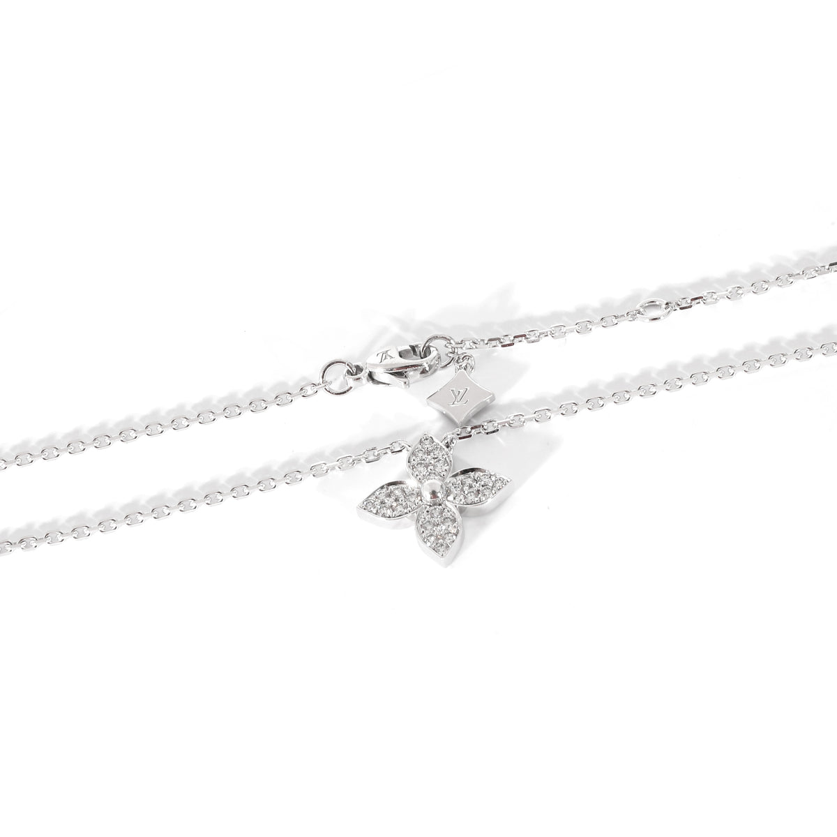 Louis Vuitton 18k White Gold and Diamond Idylle Blossom Pendant Necklace -  Yoogi's Closet