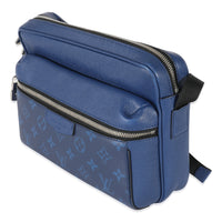 Louis Vuitton Cobalt Taiga Monogram Outdoor Messenger