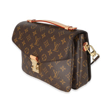 Louis Vuitton Monogram Canvas Metis Pochette